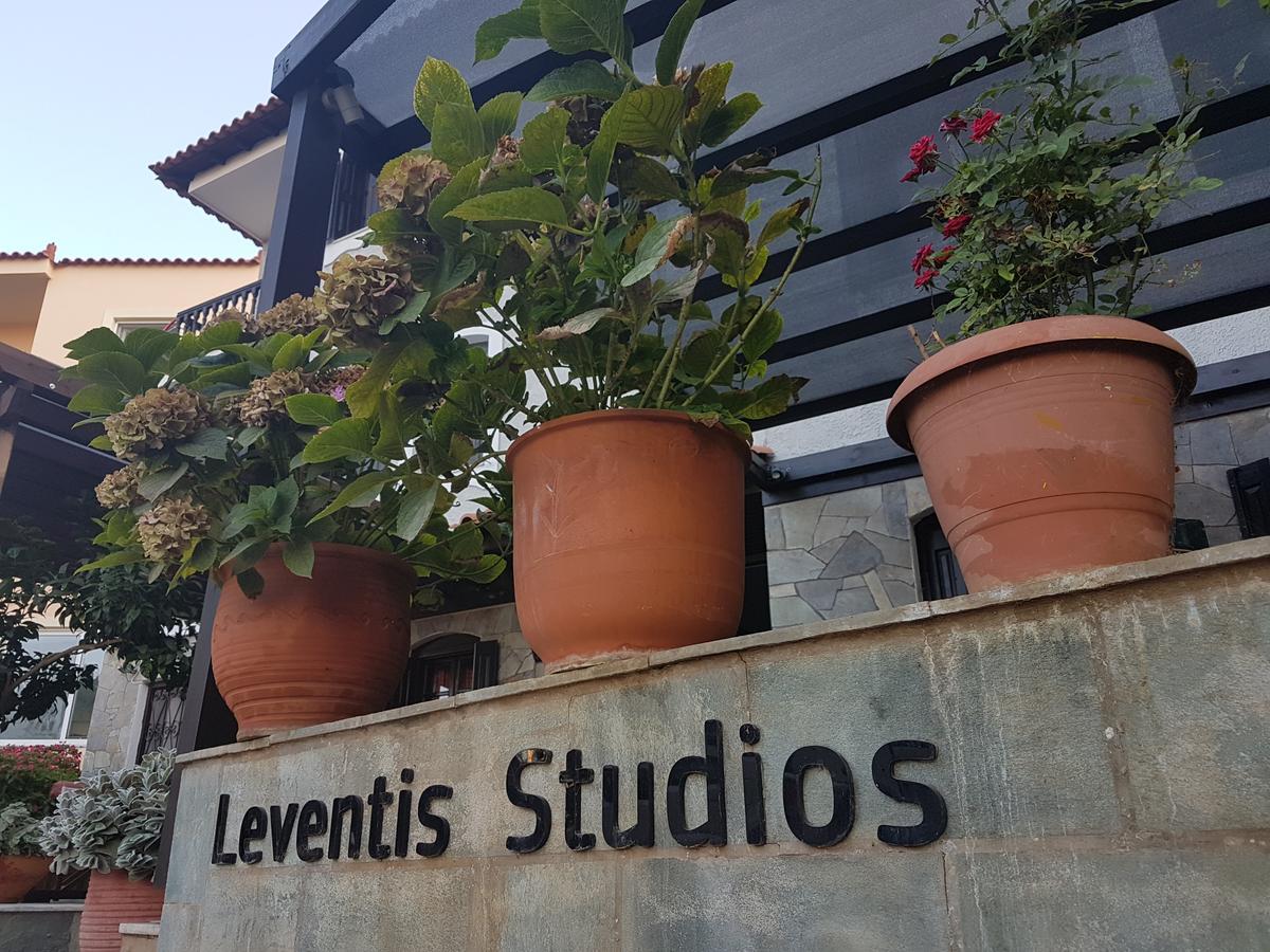 Leventis Studios Karlovassi Eksteriør billede